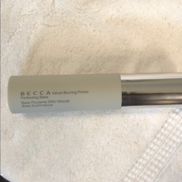 Becca Velvet Blurring Primer Perfecting Base - Picture 1 of 5
